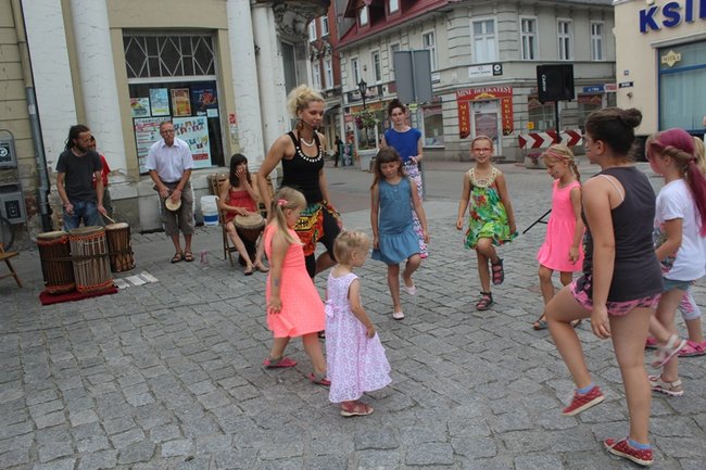 Afrykańskie rytmy na rynku