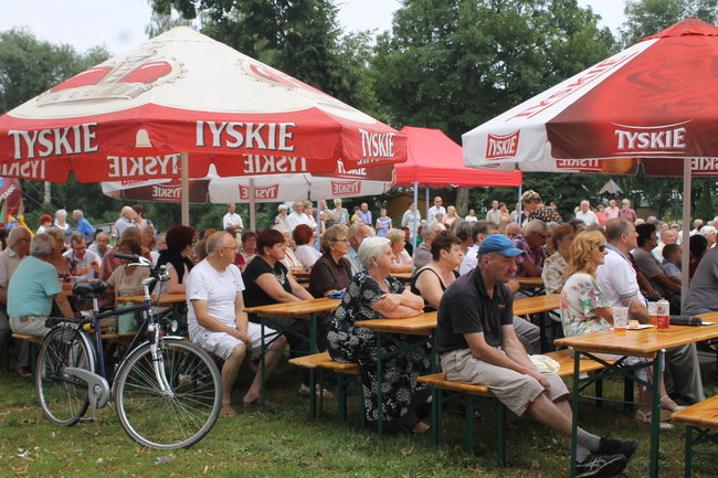 Parafialna biesiada ze ślonsko godka...