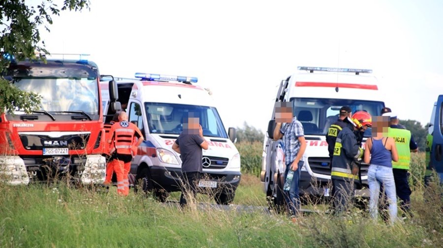 Zderzenie na prostej drodze.Są ranni