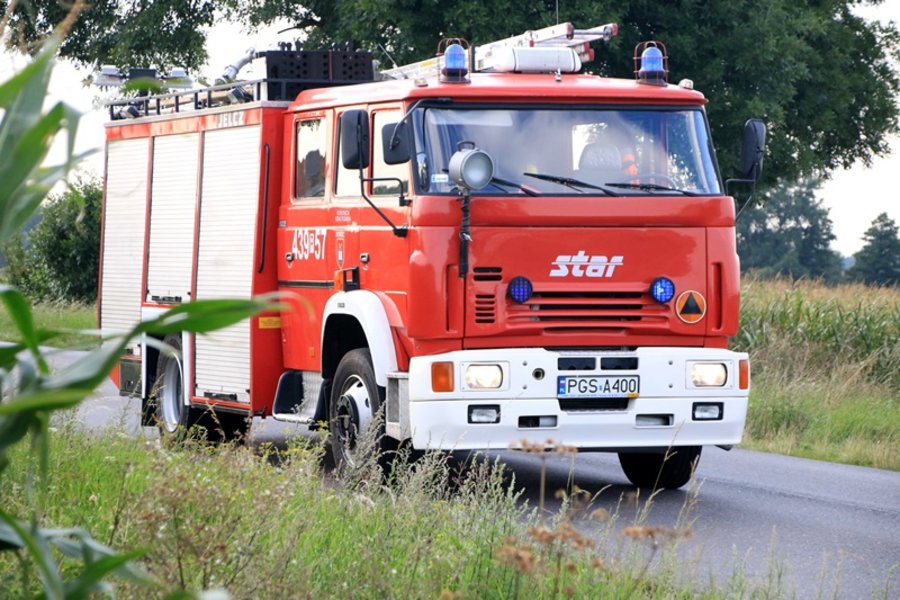 Zderzenie na prostej drodze.Są ranni