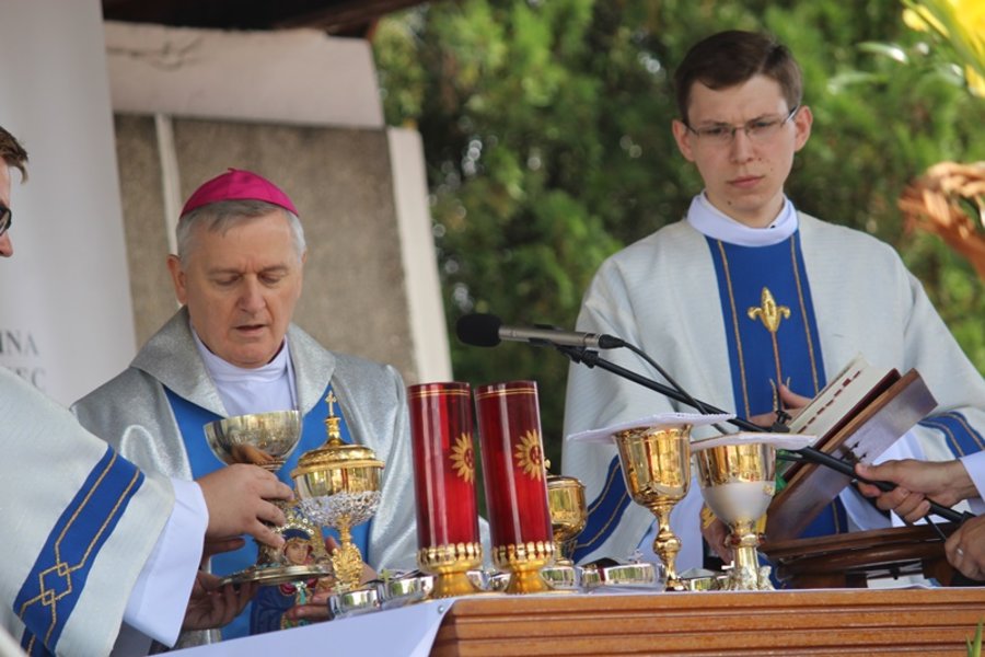 Poświęcili plony, dziękując Bogu