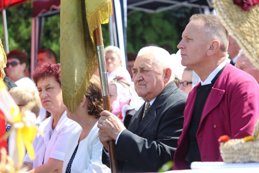 Poświęcili plony, dziękując Bogu