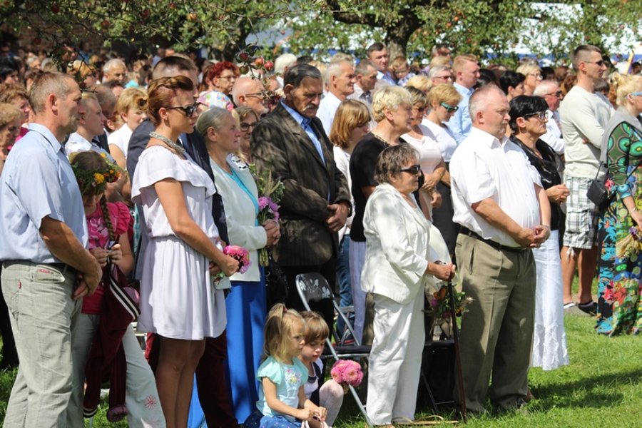 Poświęcili plony, dziękując Bogu
