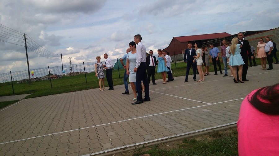 Bawili się przez całą noc