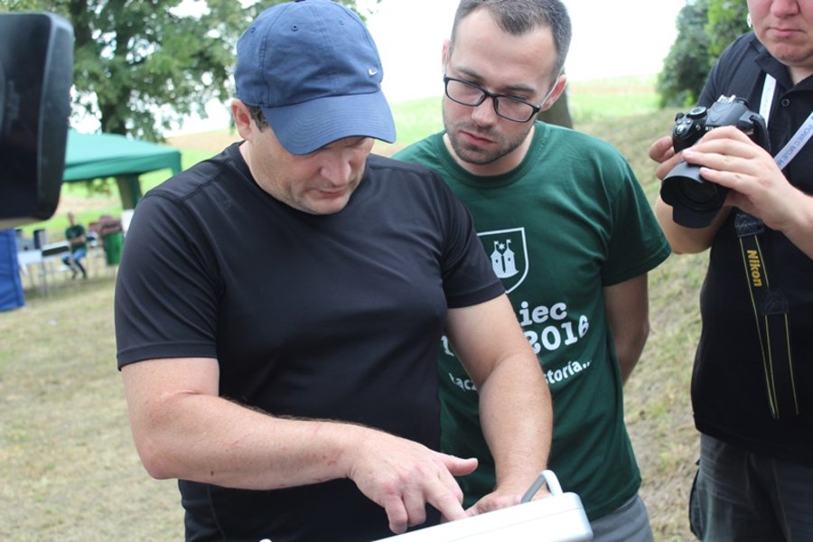 W poszukiwaniu armat, mogił i...