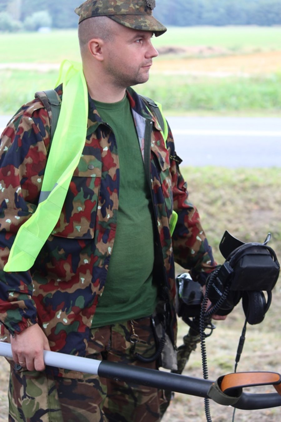 W poszukiwaniu armat, mogił i...