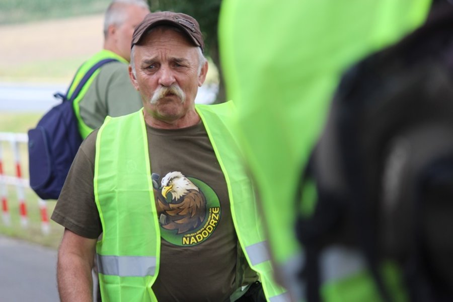 W poszukiwaniu armat, mogił i...