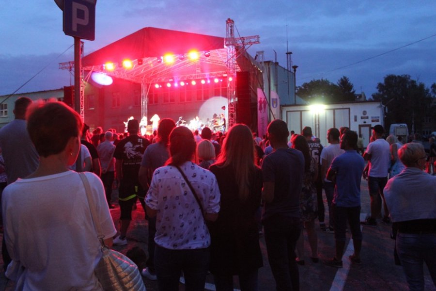 Eksplozja kolorów i Mesajah na scenie!