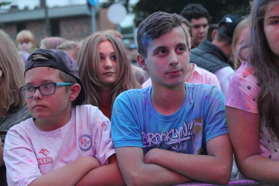 Eksplozja kolorów i Mesajah na scenie!