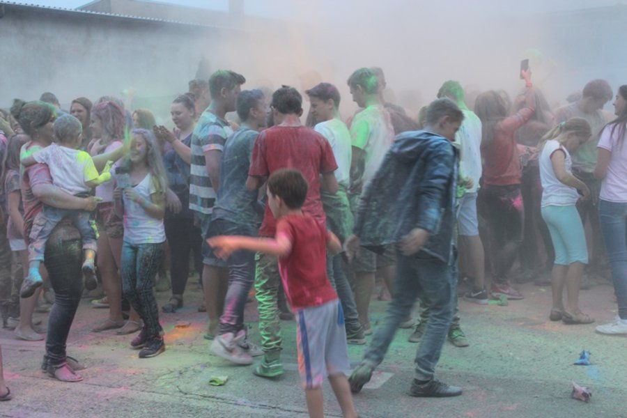 Eksplozja kolorów i Mesajah na scenie!