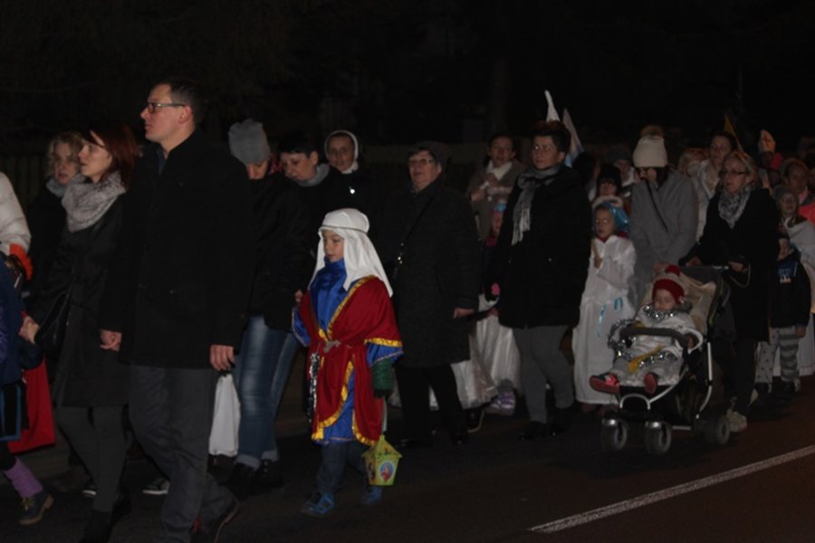 Korowody świętych przeszły ulicami