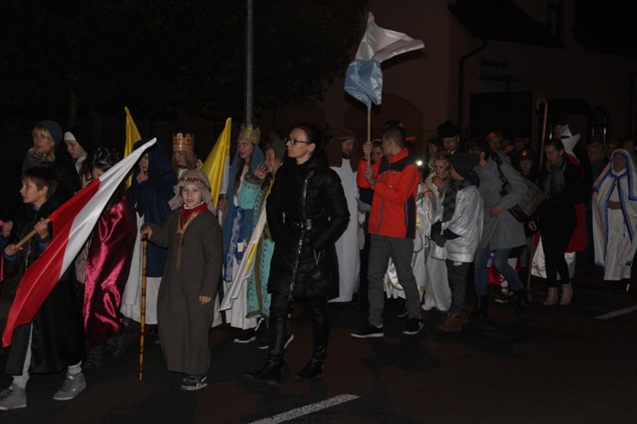 Korowody świętych przeszły ulicami