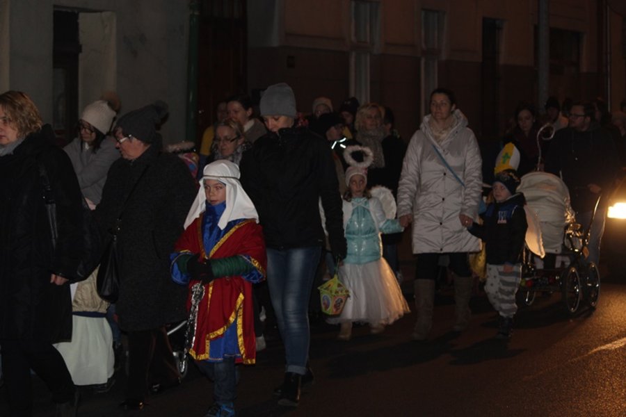 Korowody świętych przeszły ulicami