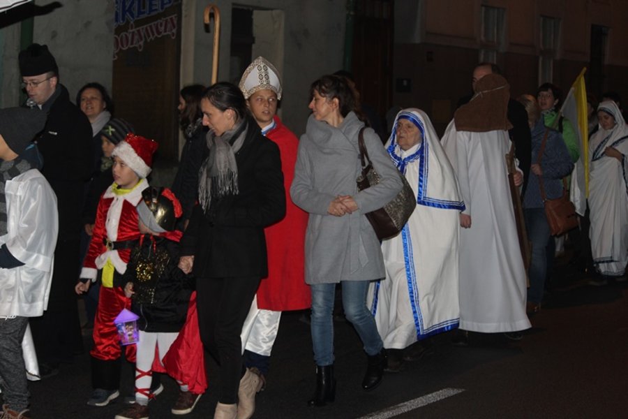 Korowody świętych przeszły ulicami