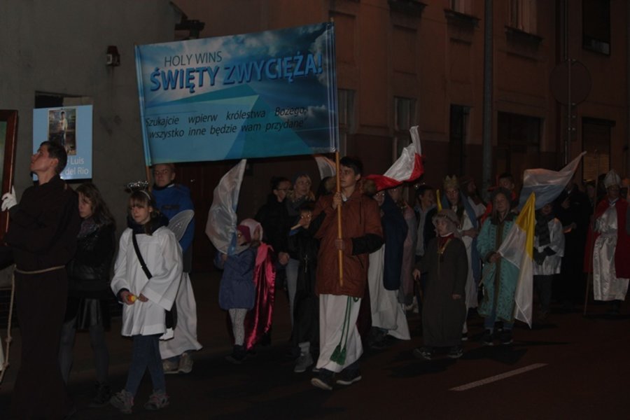 Korowody świętych przeszły ulicami