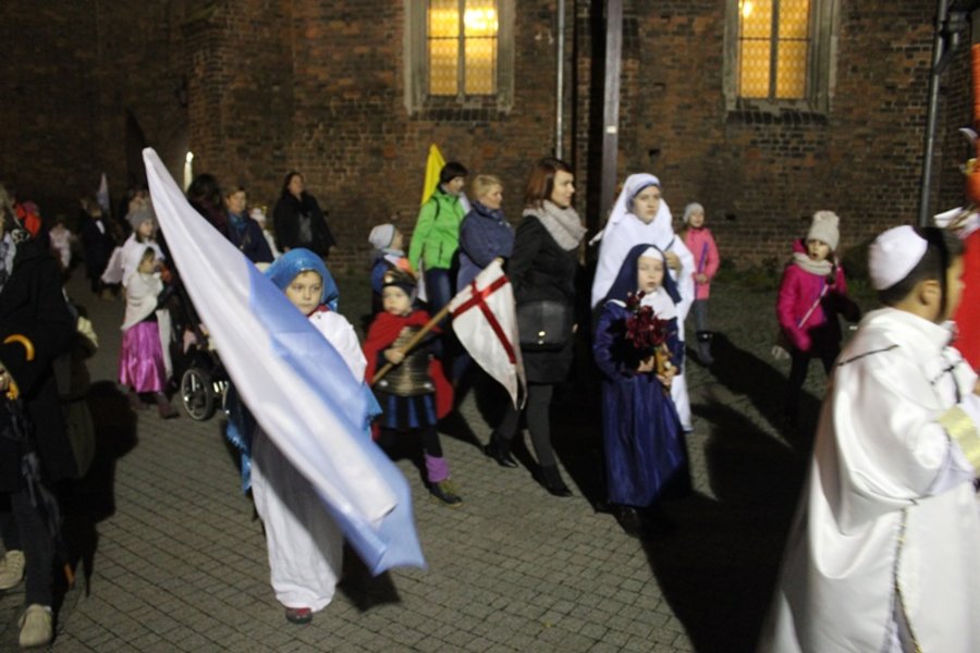 Korowody świętych przeszły ulicami