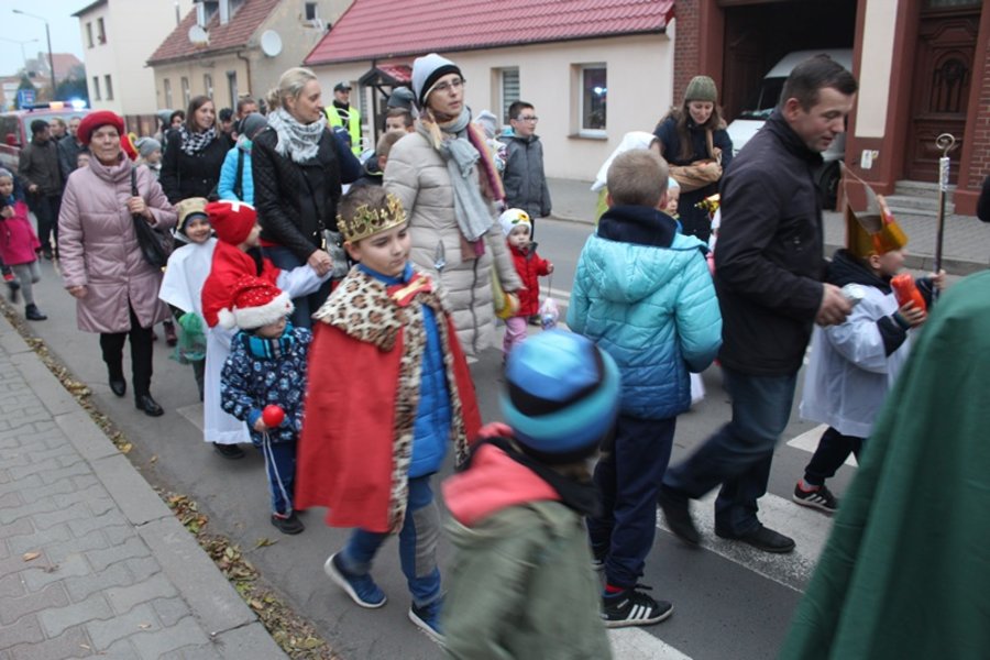 Korowody świętych przeszły ulicami