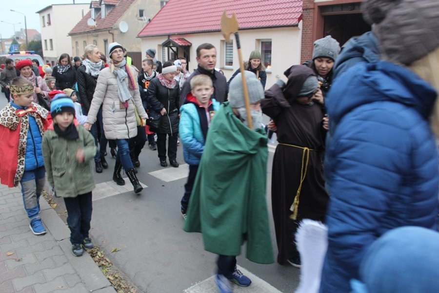 Korowody świętych przeszły ulicami