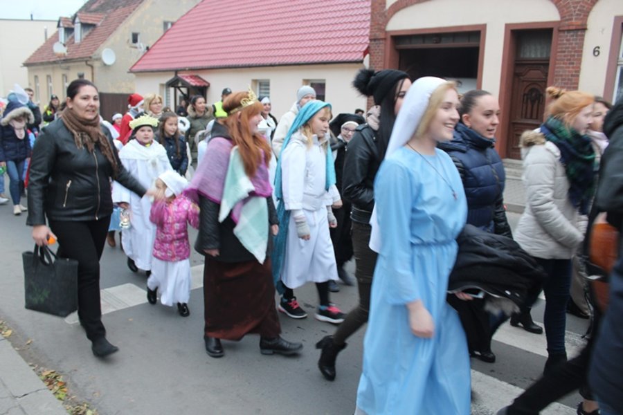 Korowody świętych przeszły ulicami