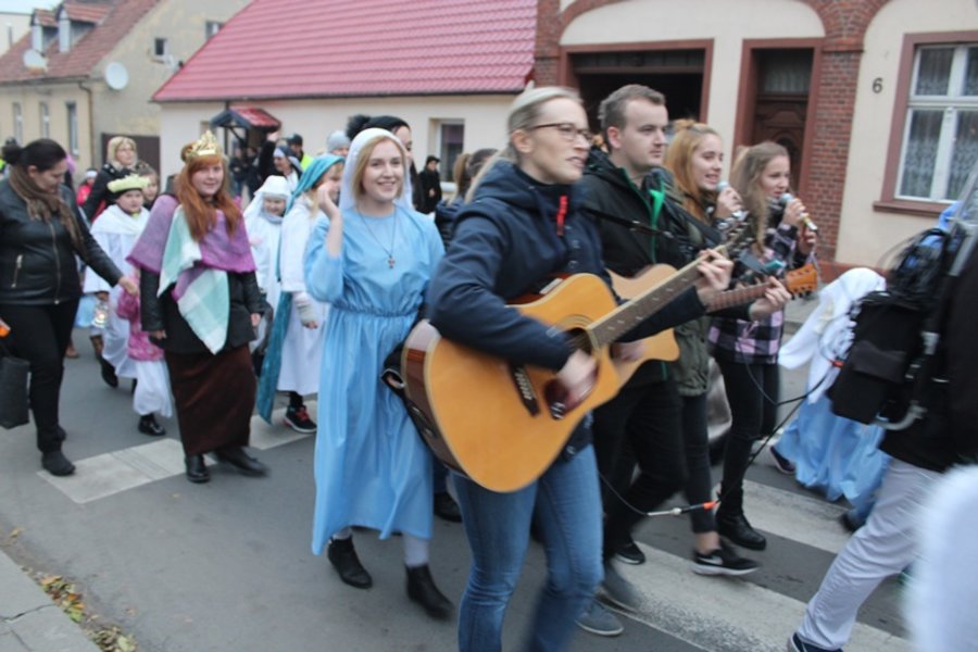 Korowody świętych przeszły ulicami