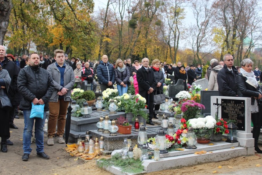 To był dzień zadumy i radości...