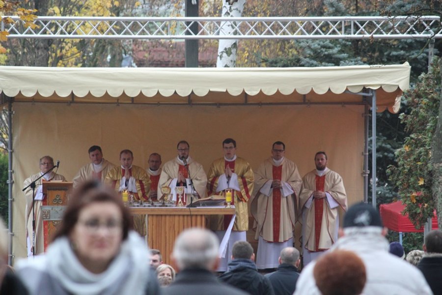 To był dzień zadumy i radości...