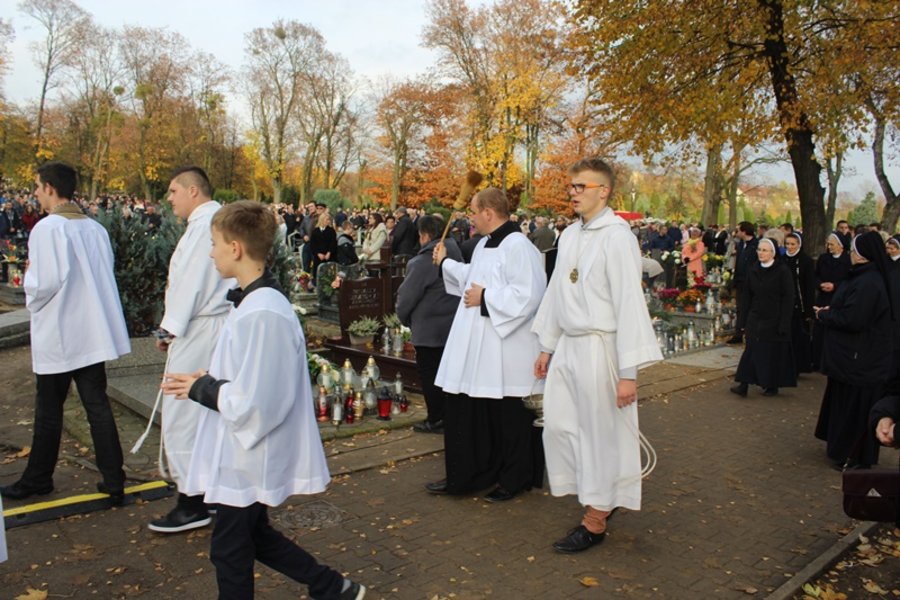 To był dzień zadumy i radości...