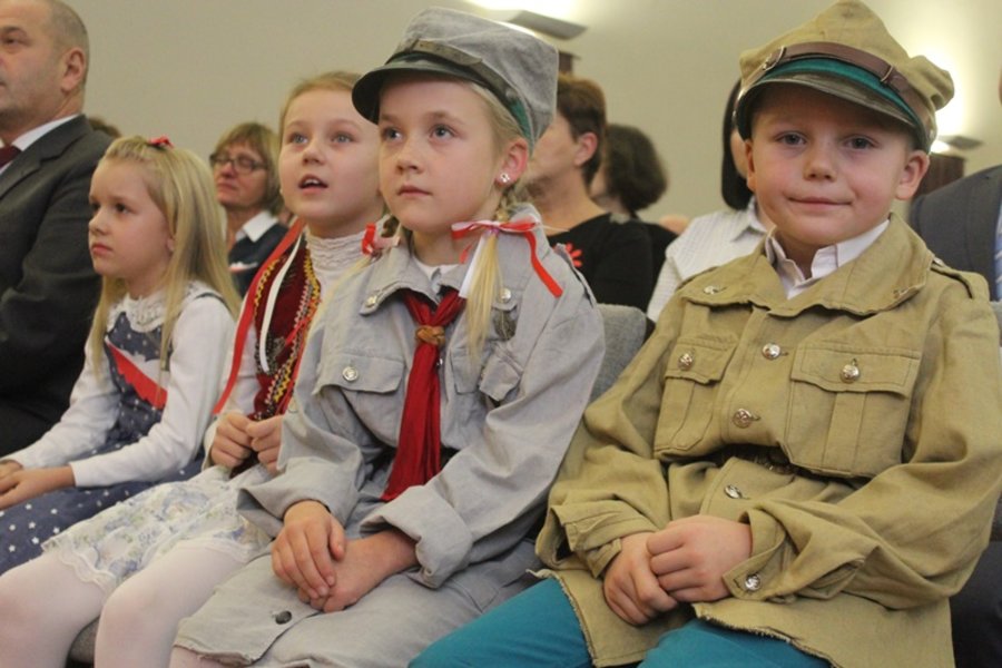 W patriotycznym repertuarze