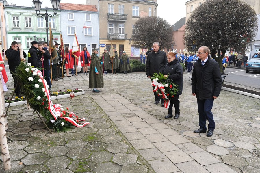 Msza, przemarsz i wiązanki