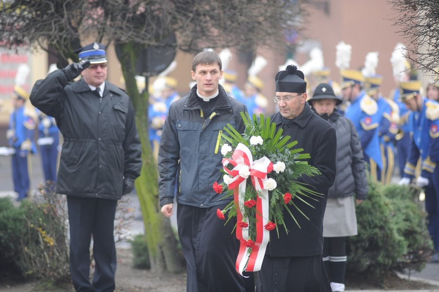 Msza, przemarsz i wiązanki
