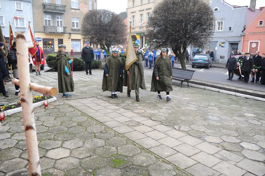 Msza, przemarsz i wiązanki