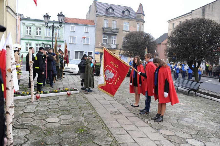 Msza, przemarsz i wiązanki