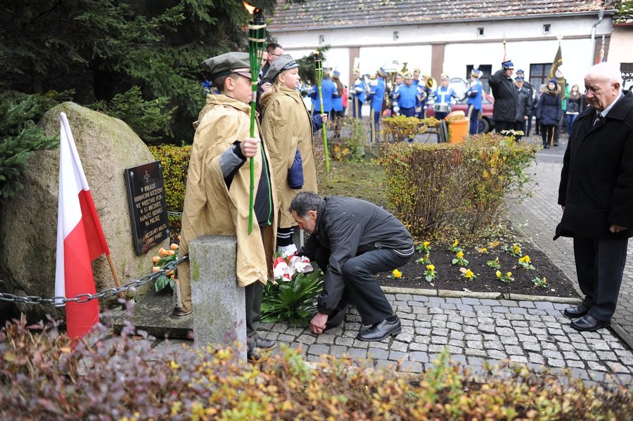 Msza, przemarsz i wiązanki