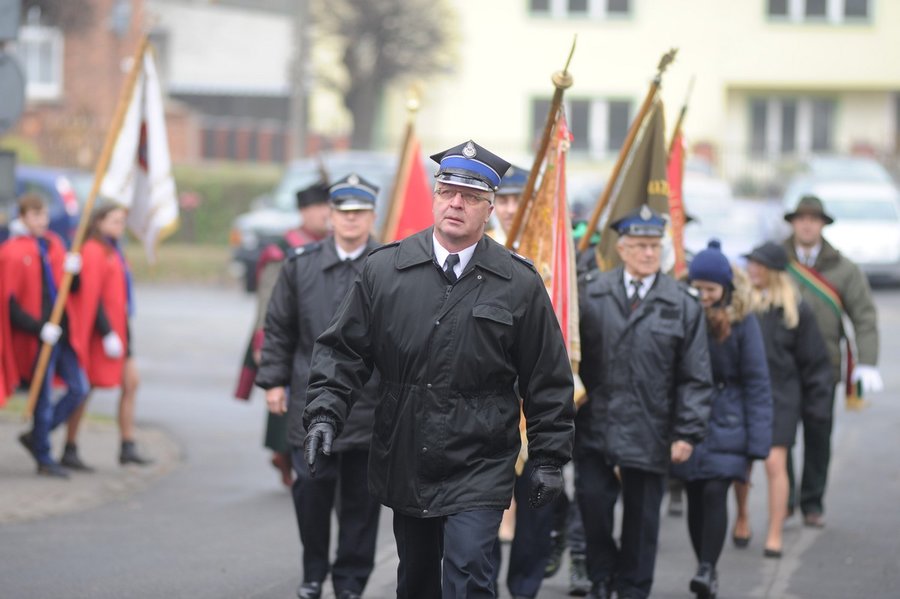 Msza, przemarsz i wiązanki