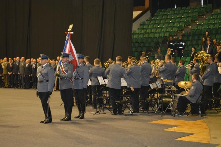 Policjanci i włodarze na medal