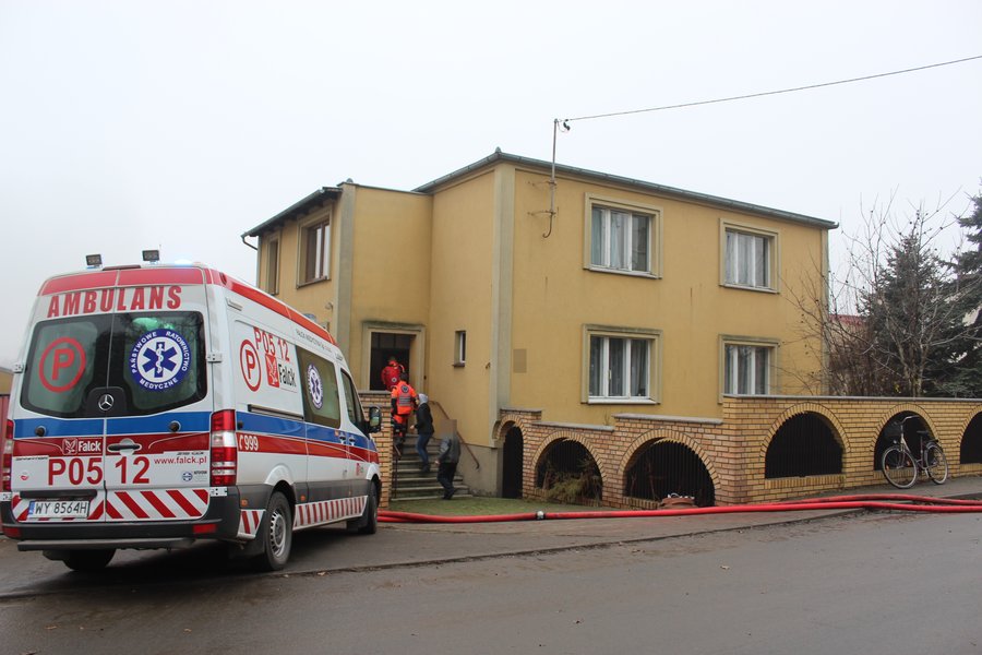 Palił się budynek gospodarczy