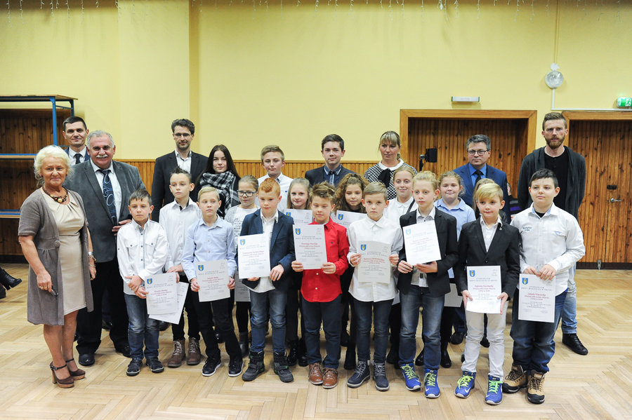 Stypendia dla zdolnych