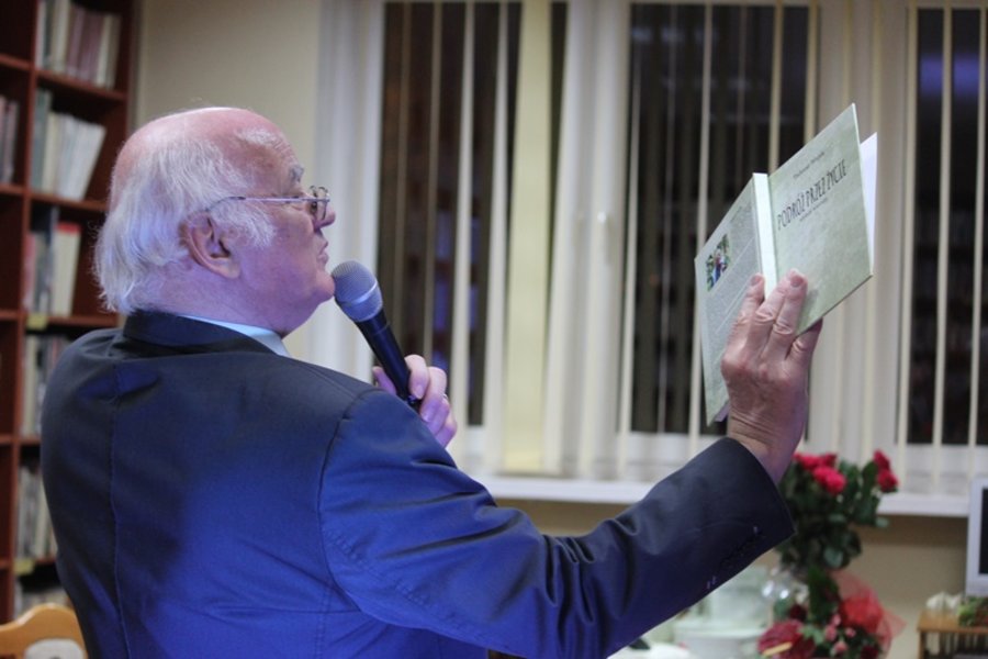 T. Wujek: I pisać nie przestanę...