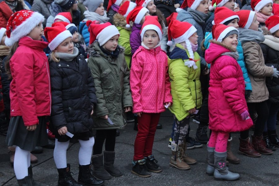 Mikołaj utknął w kominie. Trzeba było go ratować!