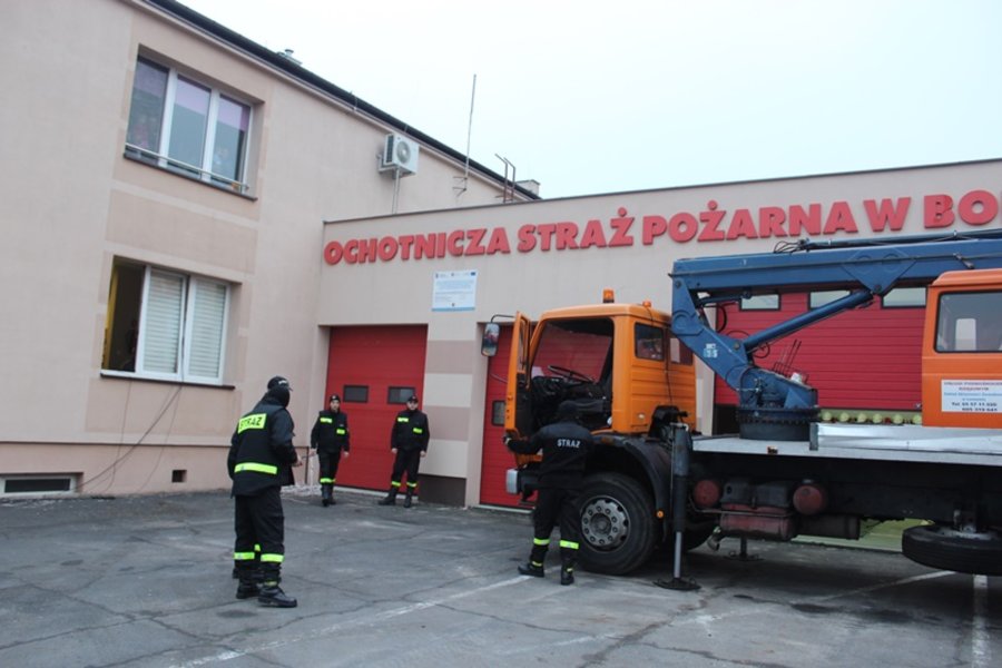 Mikołaj utknął w kominie. Trzeba było go ratować!