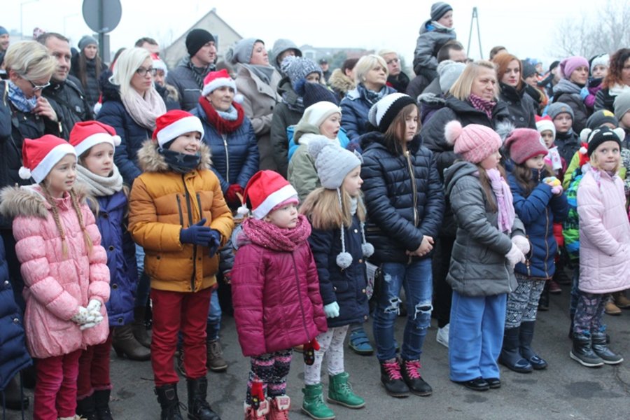 Mikołaj utknął w kominie. Trzeba było go ratować!