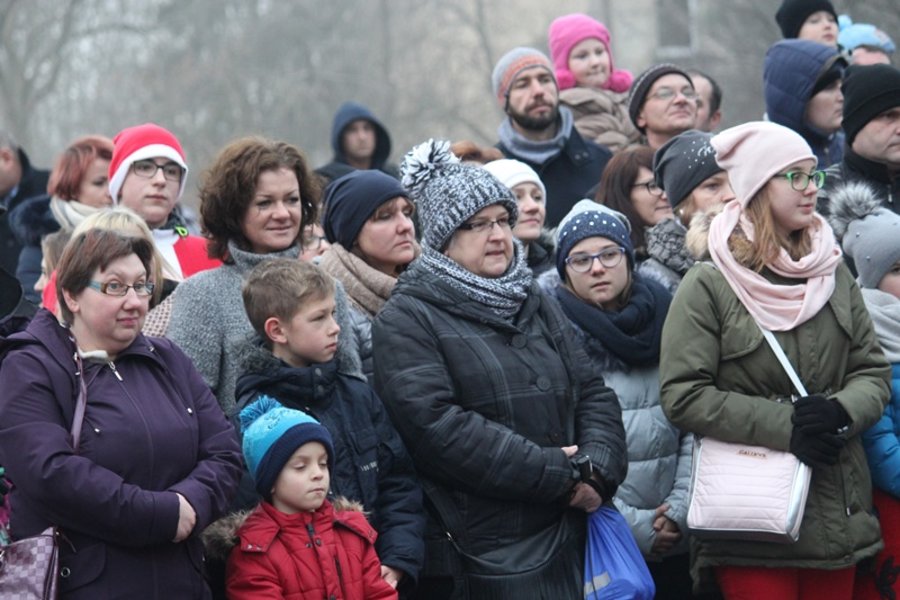 Mikołaj utknął w kominie. Trzeba było go ratować!
