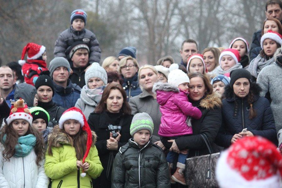 Mikołaj utknął w kominie. Trzeba było go ratować!