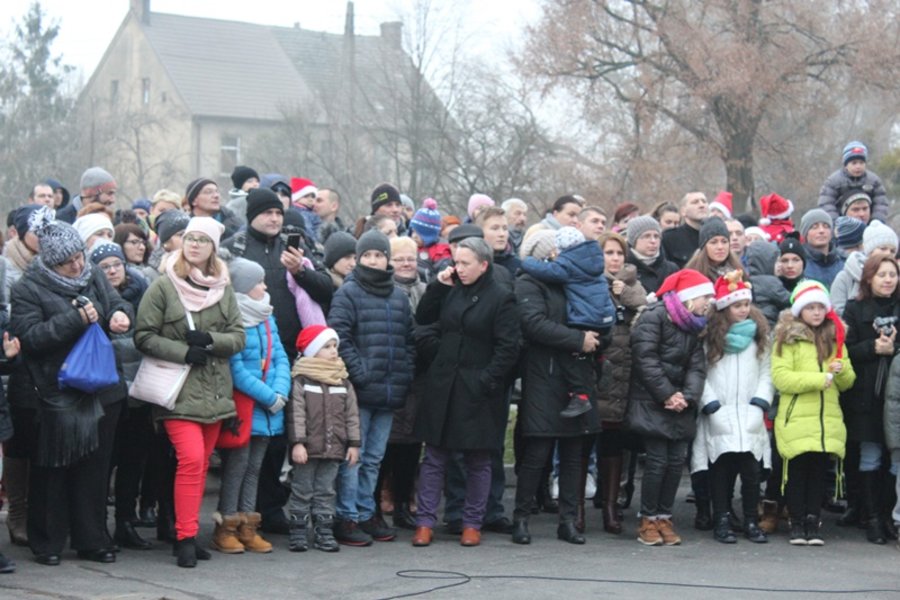 Mikołaj utknął w kominie. Trzeba było go ratować!