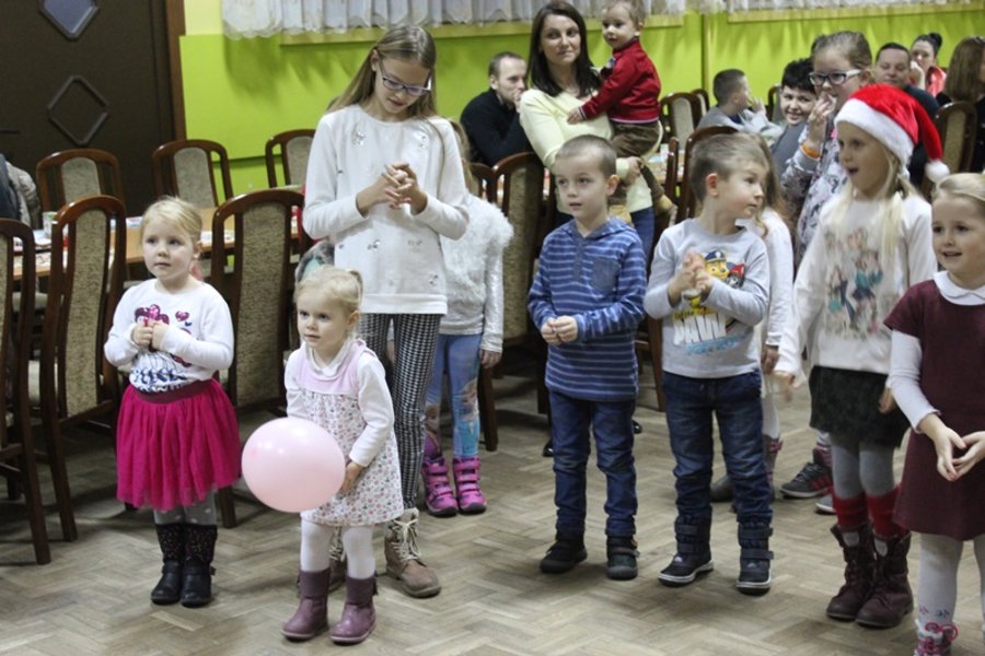 Najpierw były kolędy, potem Święty Mikołaj