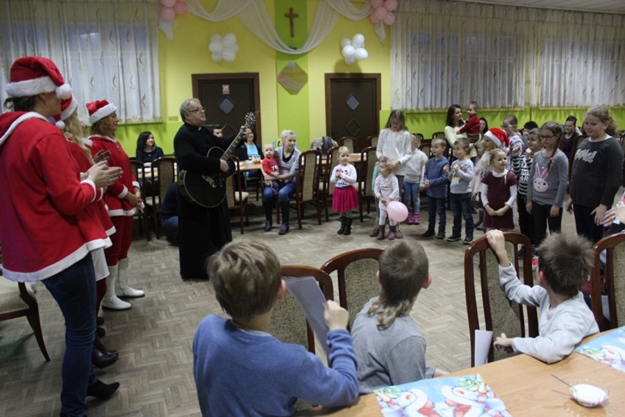 Najpierw były kolędy, potem Święty Mikołaj