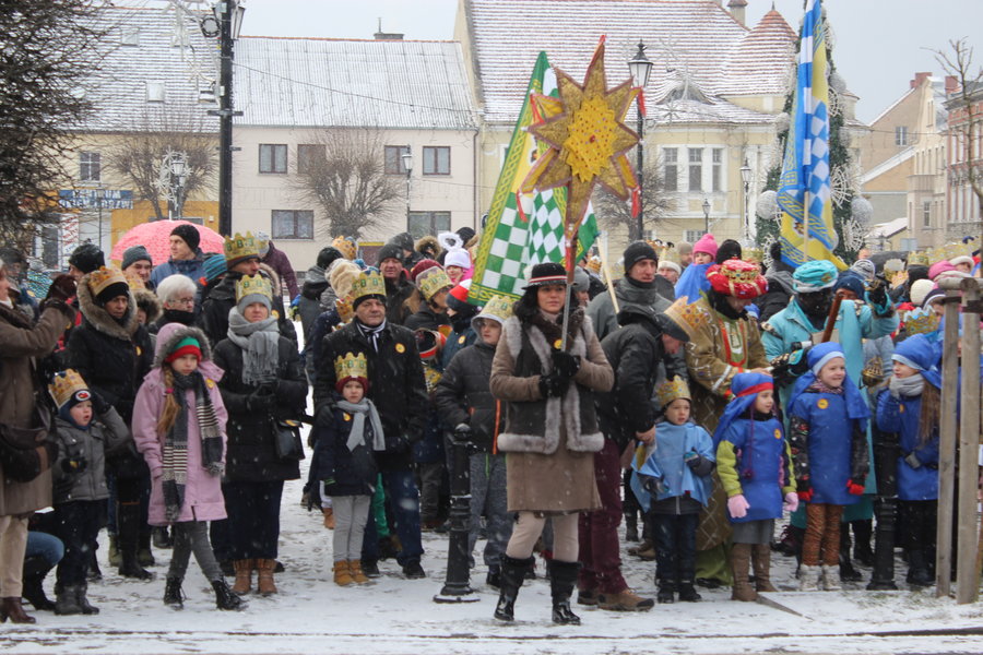 Barwny orszak przeszedł ulicami Gostynia