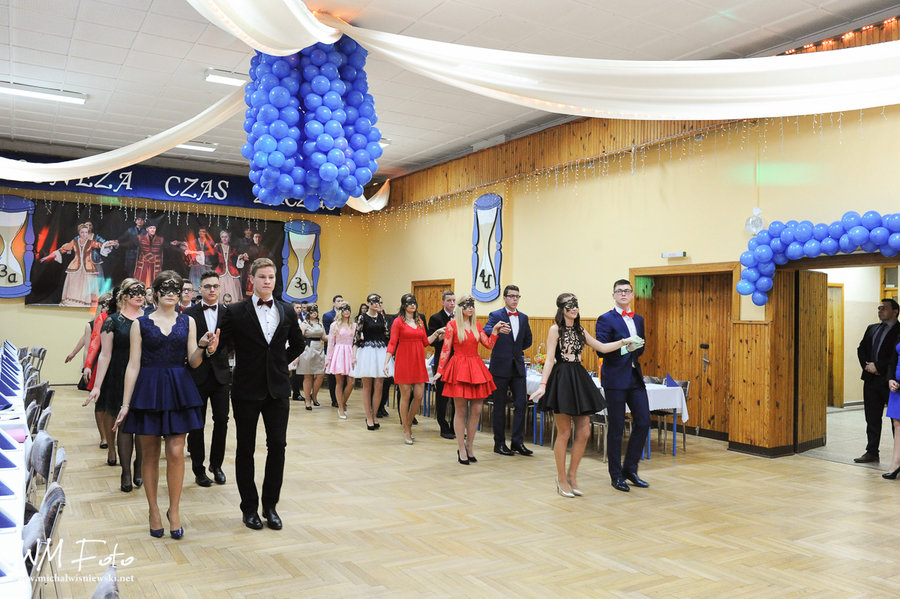 Dwudniowa studniówka dla stu