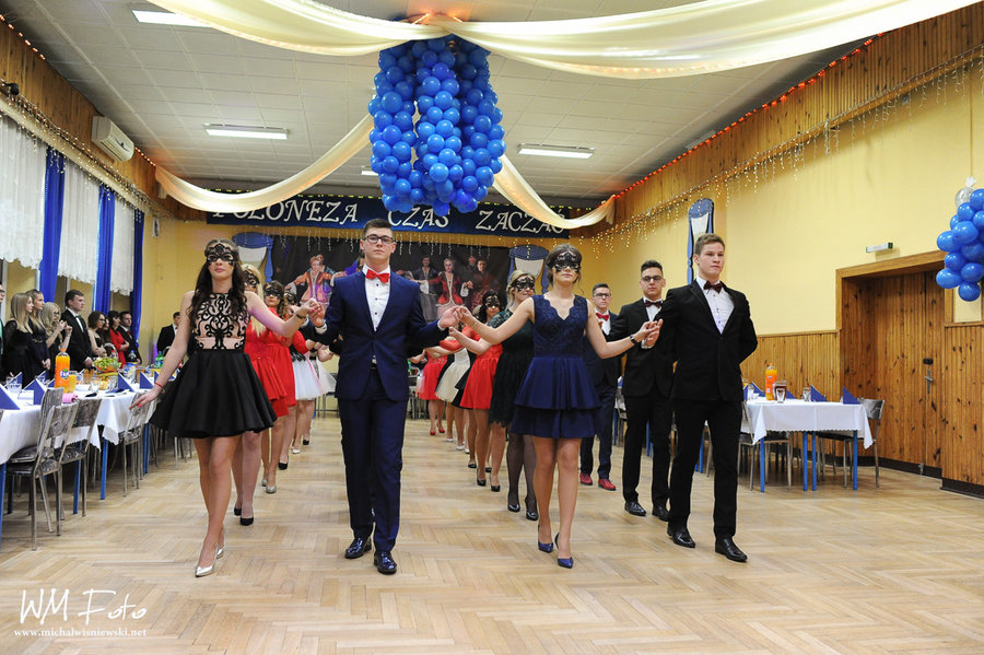 Dwudniowa studniówka dla stu