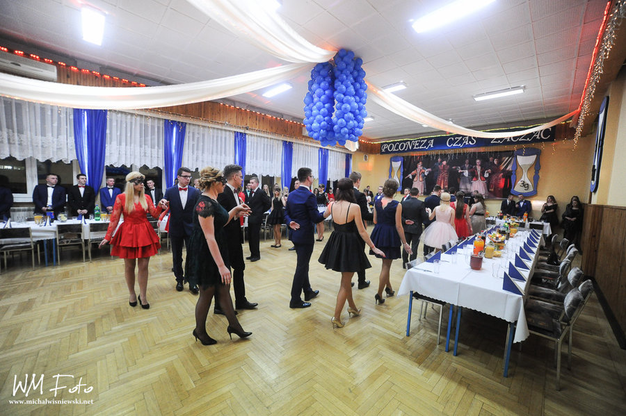 Dwudniowa studniówka dla stu